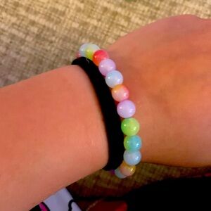 I’m selling bracelets I just make and I can make custom bracelets